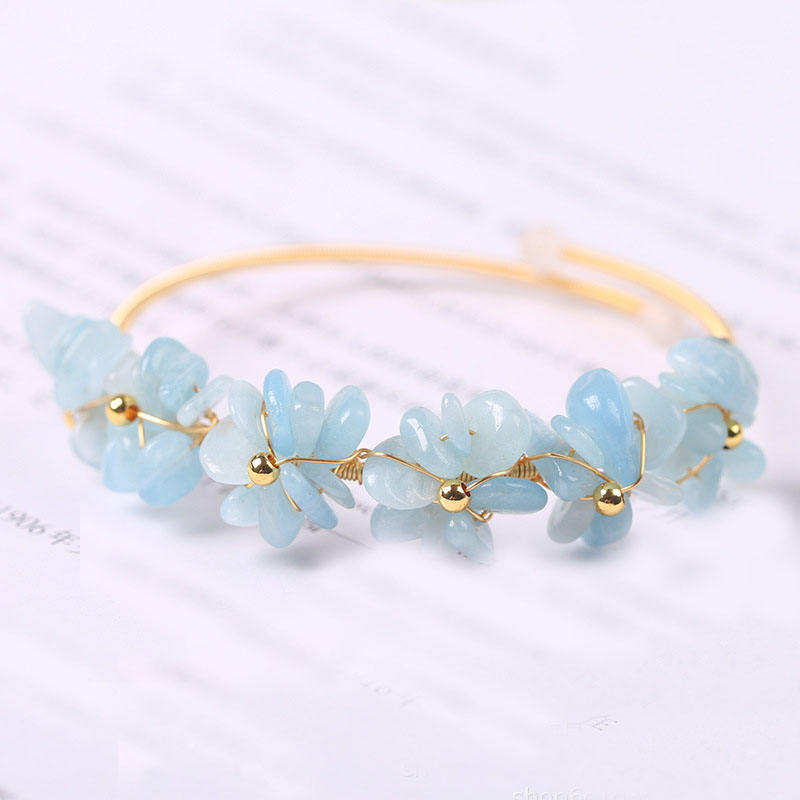 Aquamarine bangle for Courage & Communication